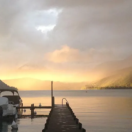 Camping Lakeside Cabin 4*