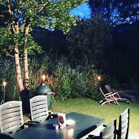 Lakeside Cabin 캠프장 안시